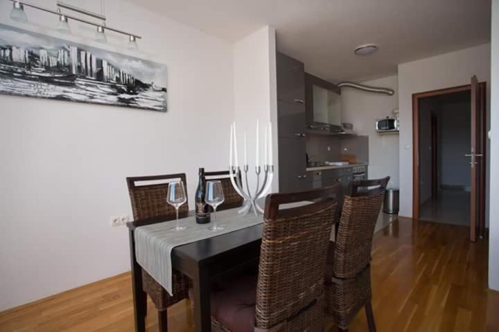 Apartman Mila Kastela Exterior photo